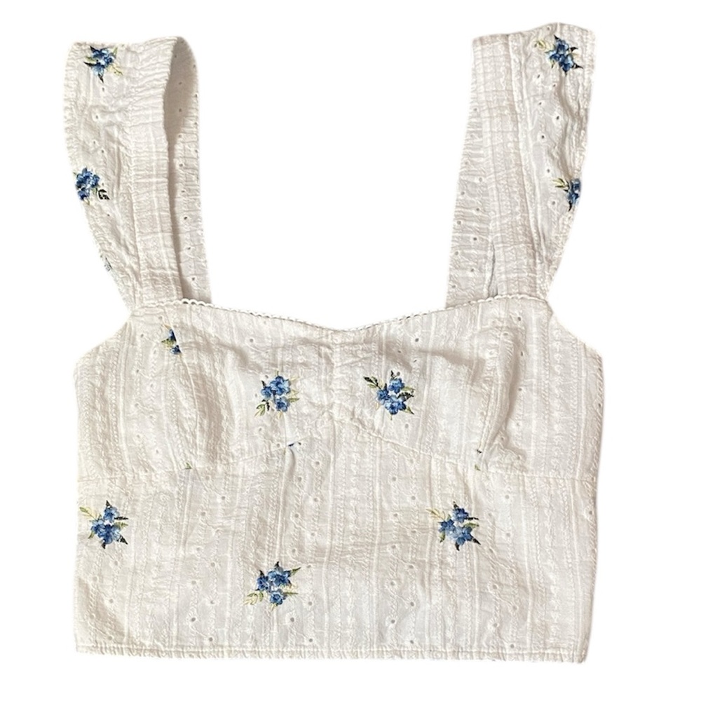 Kirious Los Angeles Floral Embroidered White Crop Top